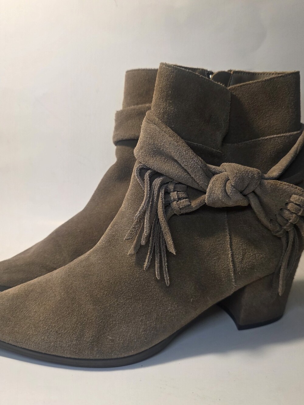 Vaneli Taupe Suede Ankle Boots Tassel Fringe Knot Detail Boho Western Women 9